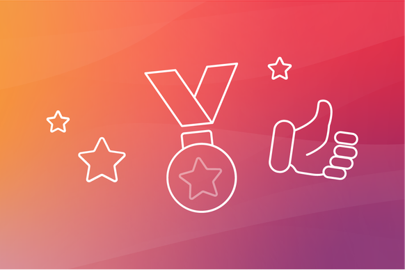 Eine Hand, die einen Daumen zeigt, eine Medaille und Sterne sind auf einem Hintergrund mit Farbverlauf von Orange zu Lila.