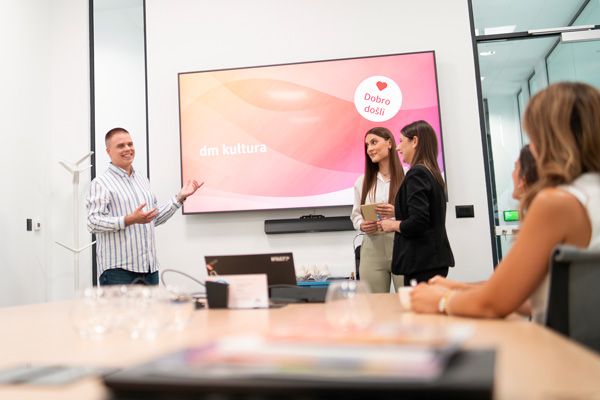 Školovanje za zaposlene dm Kultura